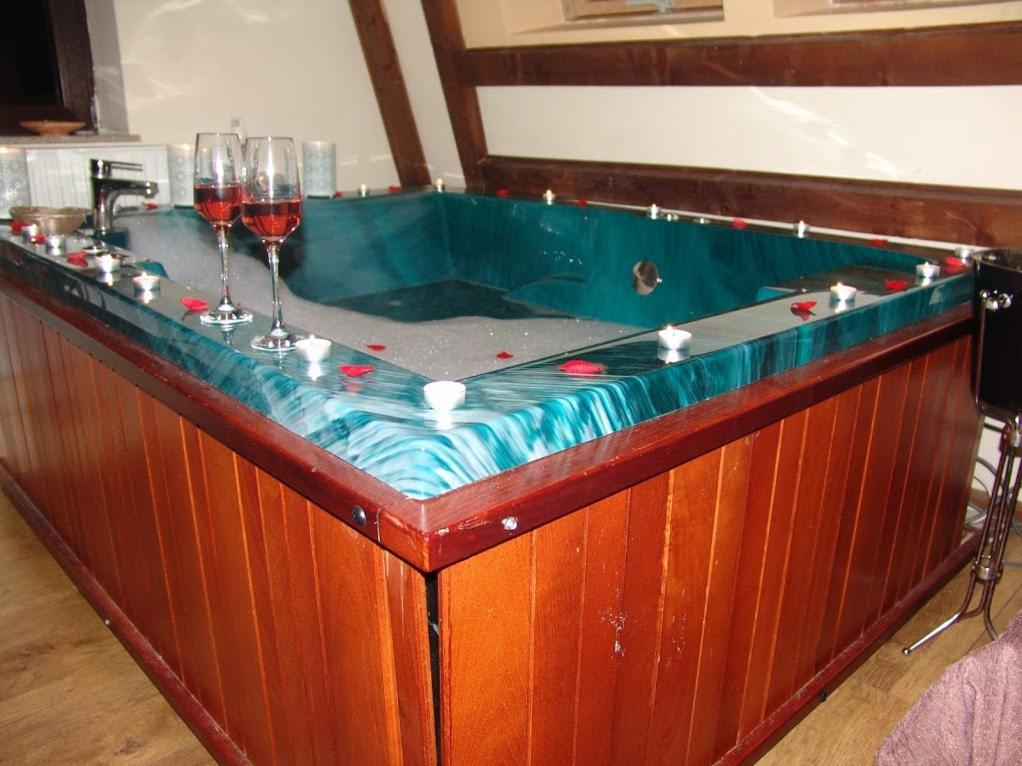 Hotel Magic Club Buşteni Zewnętrze zdjęcie