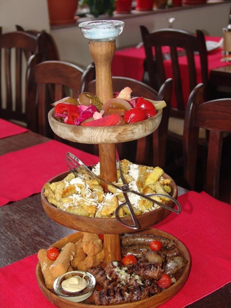 Hotel Magic Club Buşteni Zewnętrze zdjęcie